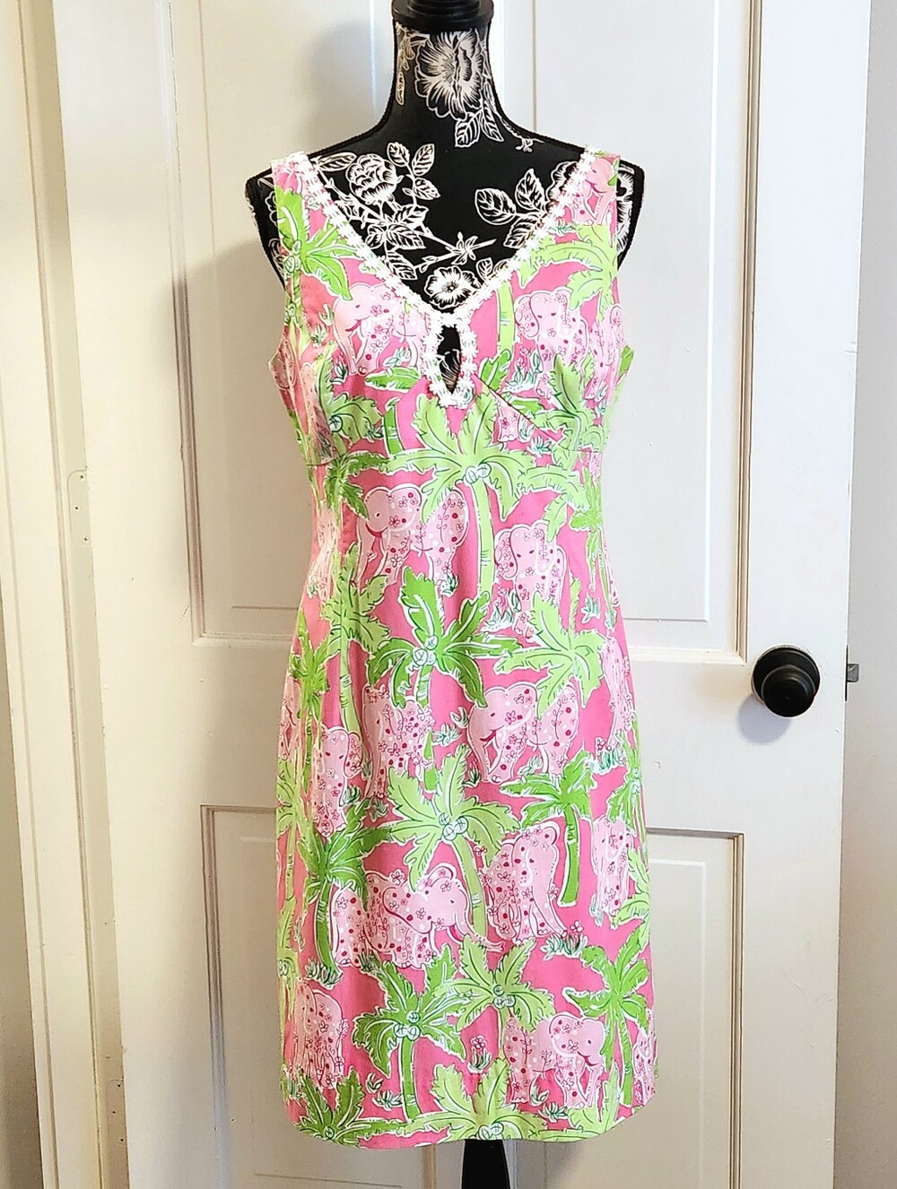 🐘VTG/RARE Lilly Pulitzer🐘 - "Taboo" Keyhole Shift Dress
